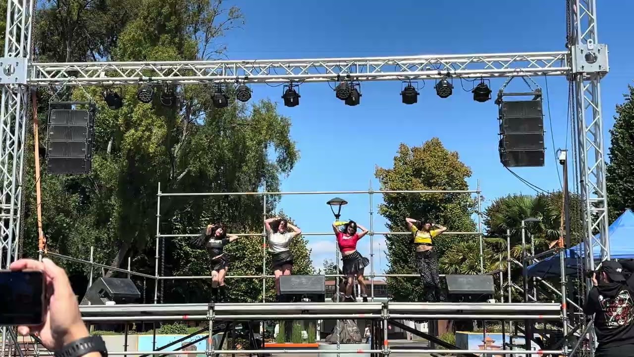BUTTERFLY - JUMP (BLACKPINK) - K-FEST 2026