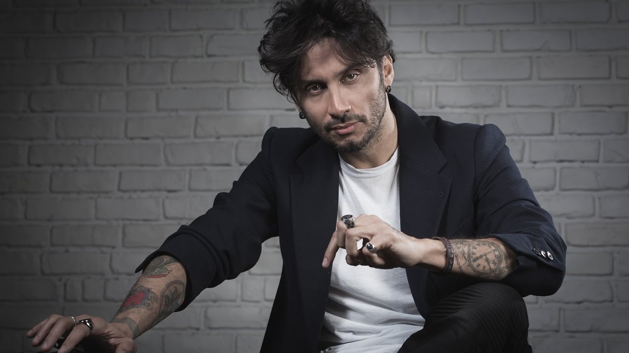 Ospite Fabrizio Moro - Radionorba TV - 15 Marzo 2017