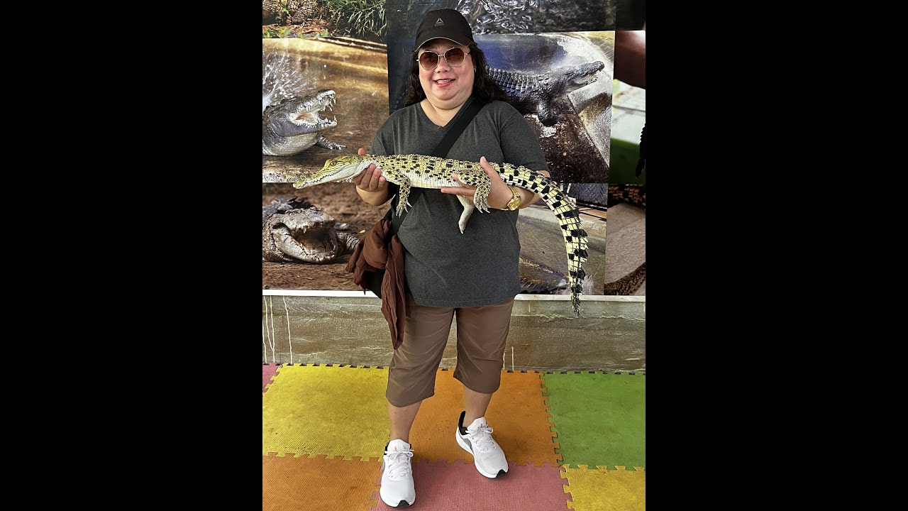 UNDERGROUND RIVER + CROCODILE FARM + FIRST TIME EATING TAMILOK!