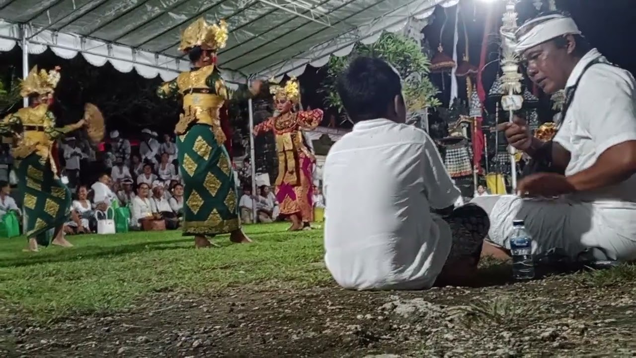 Tari legong br.panti giri kutuh gayah ring pura gunung payung