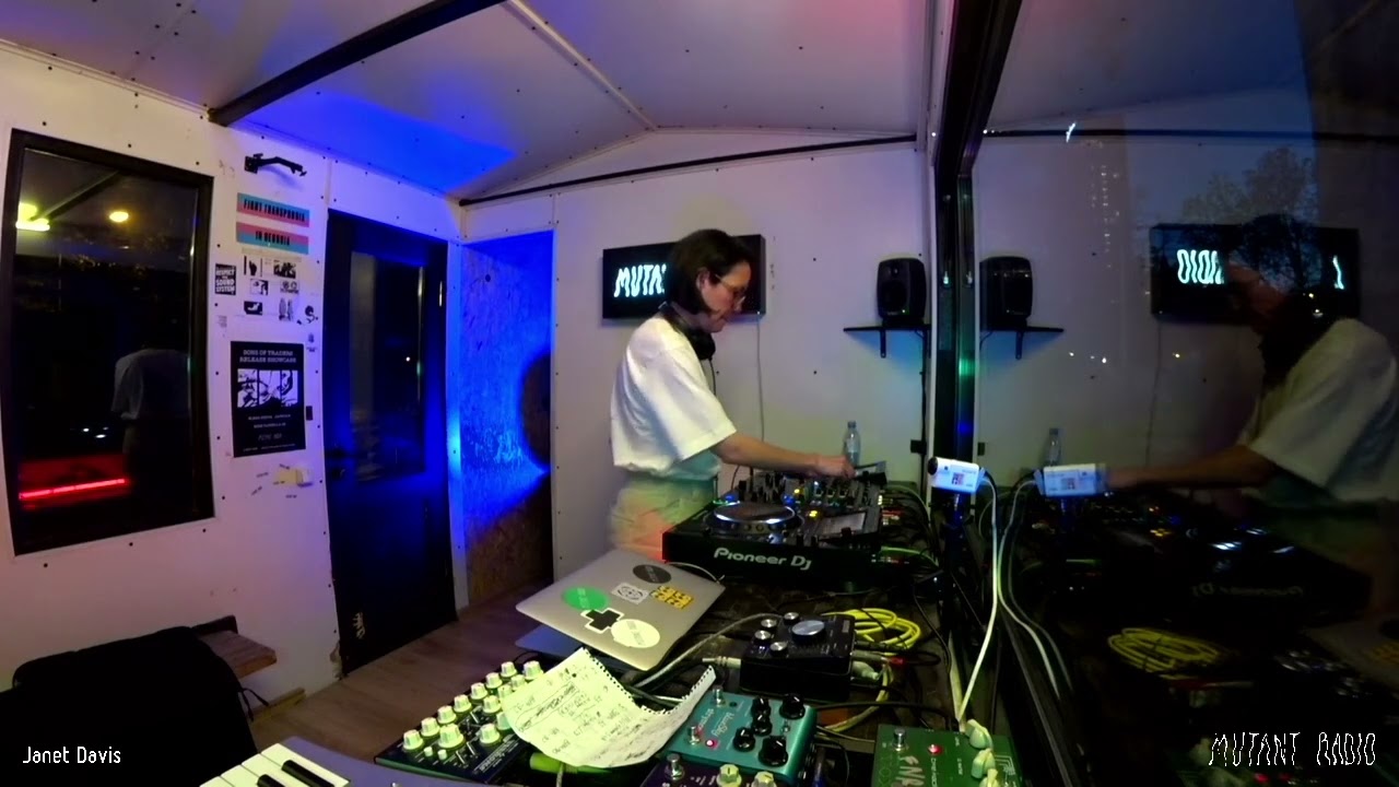 Janet Davis [15.04.2023]