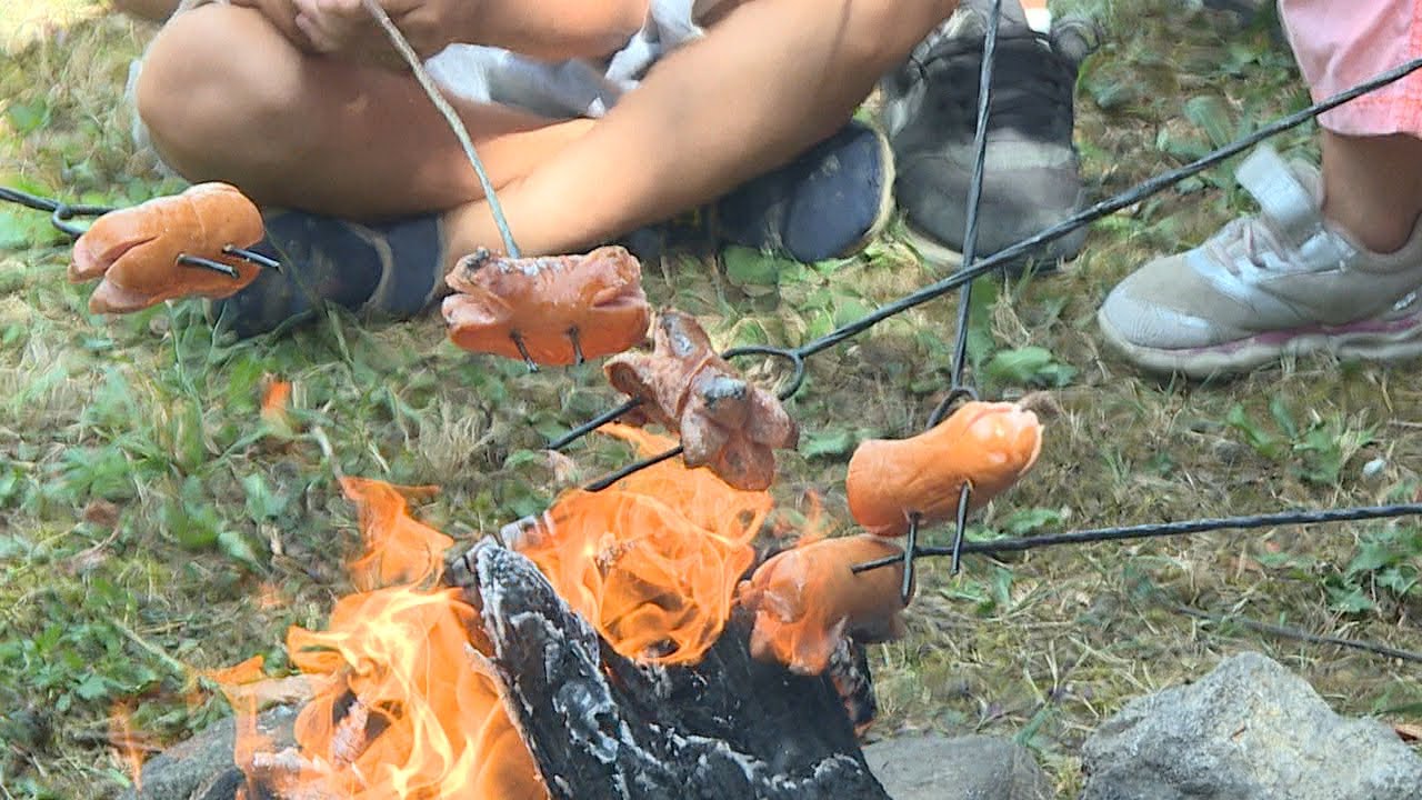 Vzdelávanie, hry, zábava a opekačka v areáli kostola