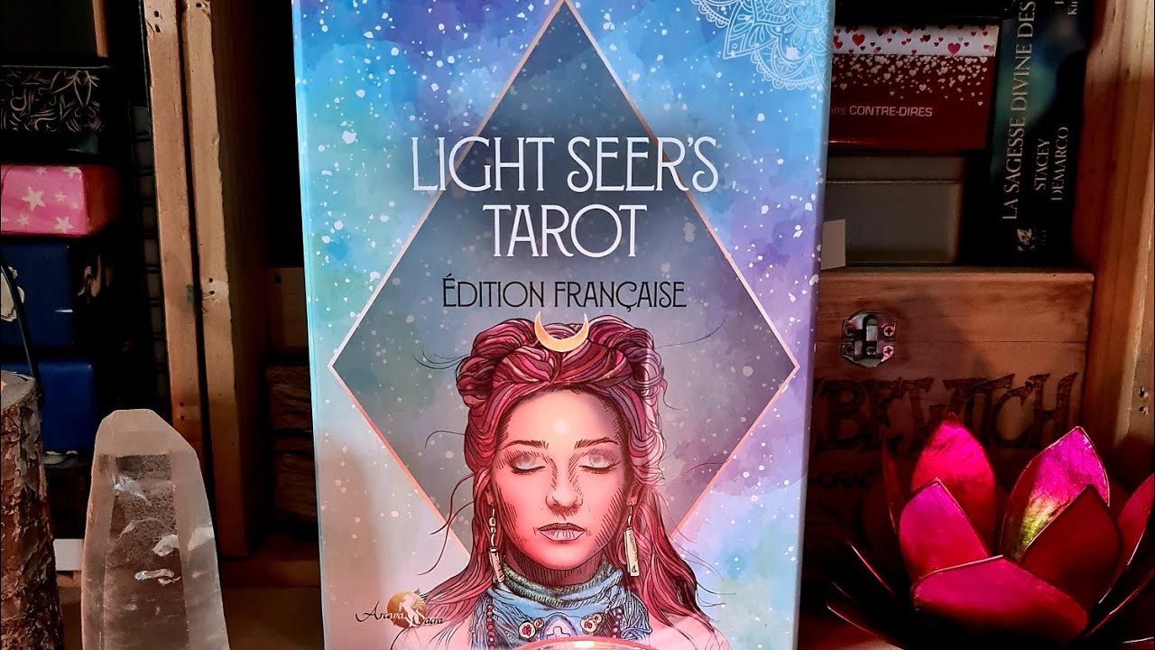 Le Light Seer's tarot version française chez Arcana Sacra