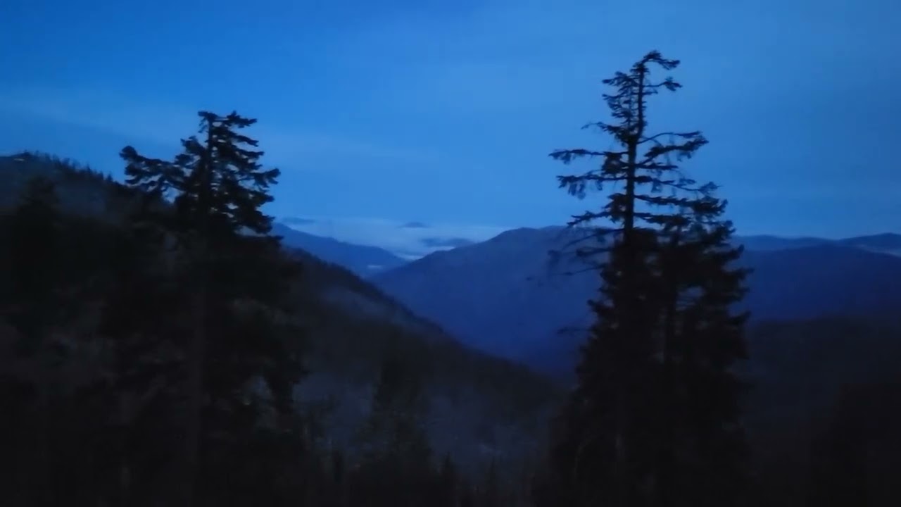 PCT 2025 Day 93. Klamath NF and a pretty bad fall on ice cornice