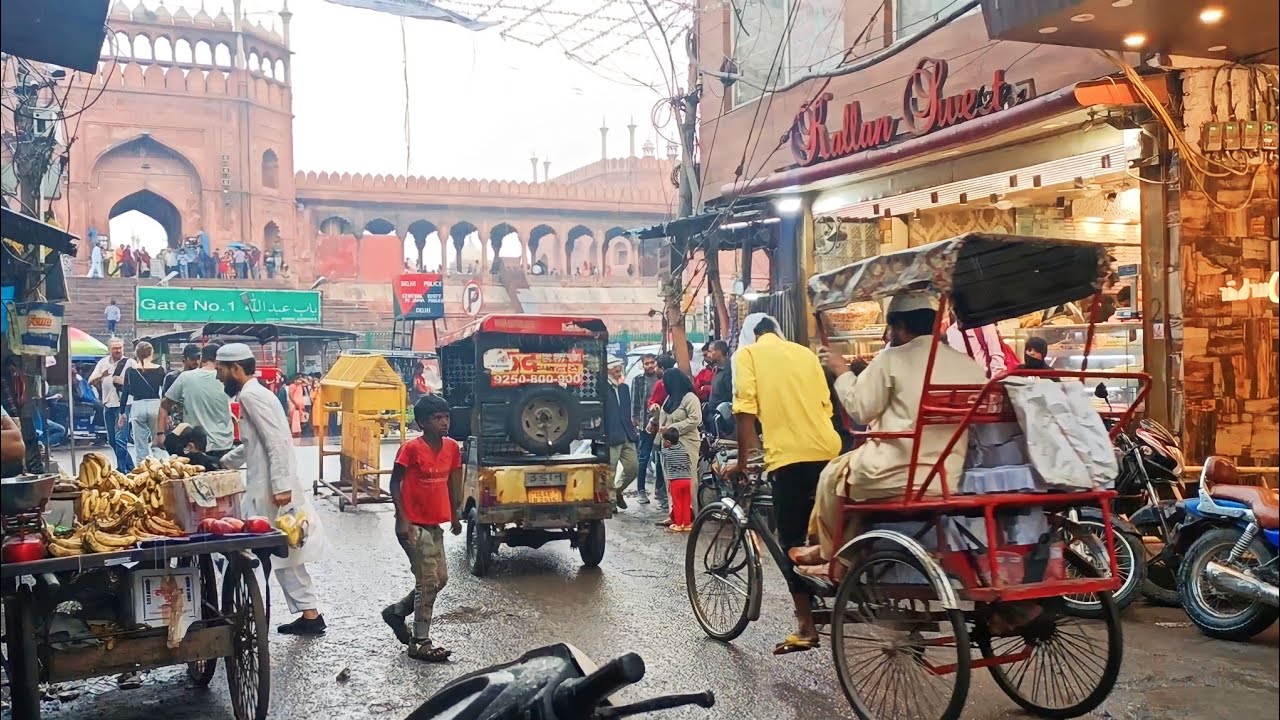 Street View Walking In Jama Masjid Gate Number 1 - Street View Old Delhi