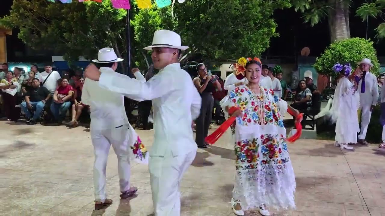 Intro ROYAT - homenaje a Rub&eacute;n Dar&iacute;o | Real Orquesta Yucateca en Xcalakoop 2025