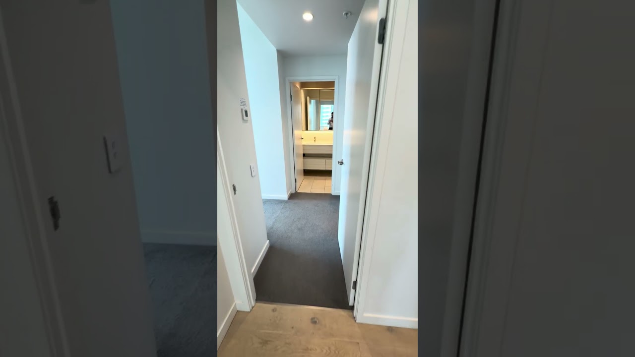 1707/12 Philip Avenue, Broadbeach ‘Signature’ - Video walkthrough with Anthony Cheeseman 