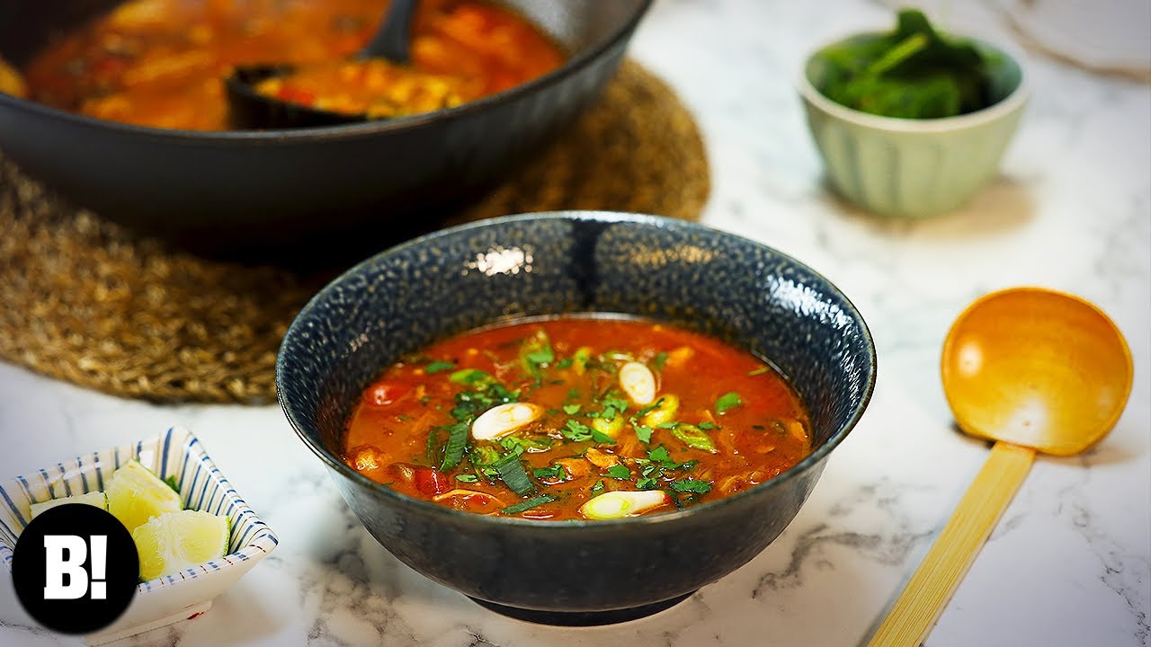 TASTY TOM YUM SOUP 🍲 (Vegan Recipe)