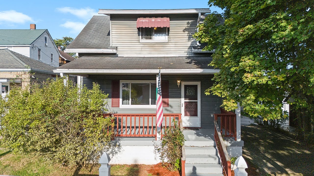 404 1/2 Franklin Avenue Vandergrift, PA | ColdwellBankerHomes.com