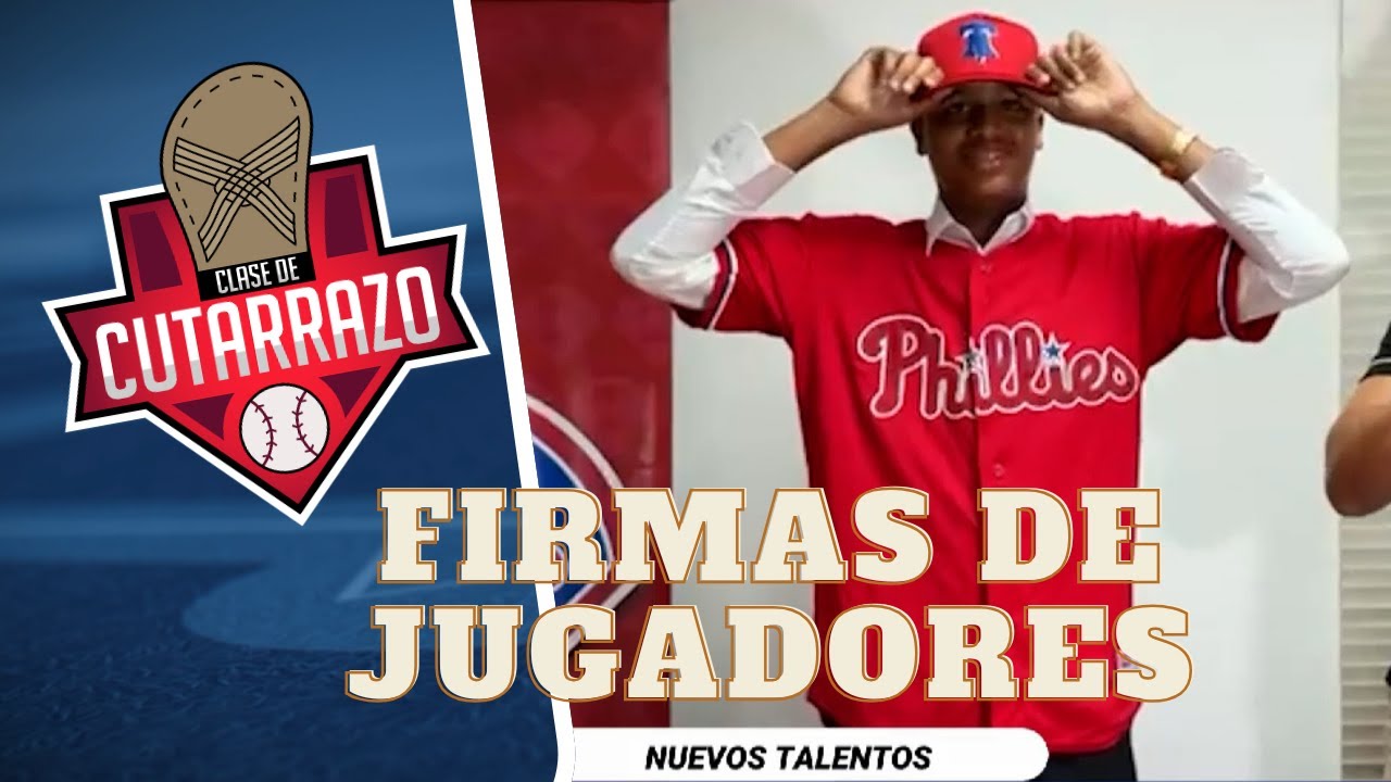 JUGADORES FIRMAN PELOTA PROFESIONAL