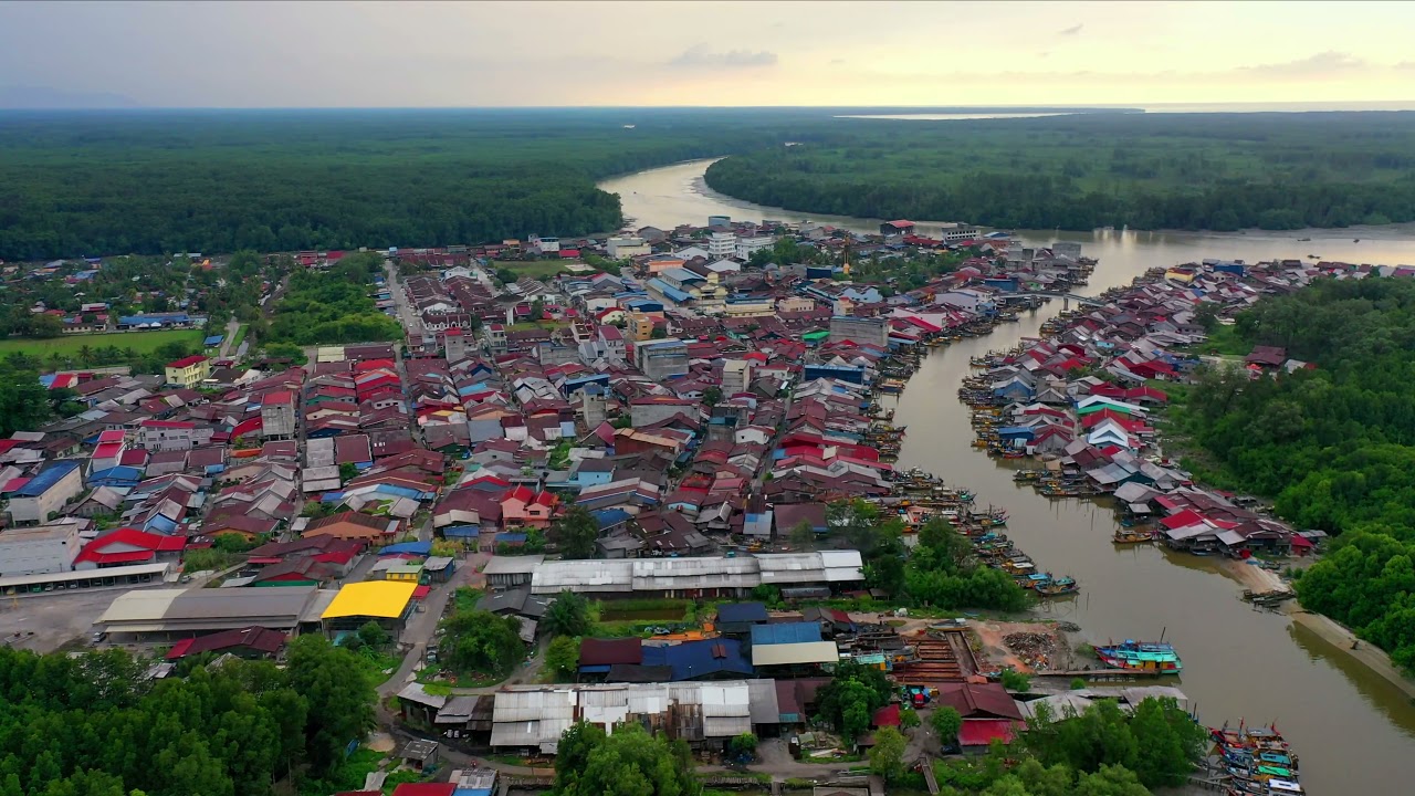 Port Weld, Kuala Sepetang (2021) - Mavic 2 Pro (4K)