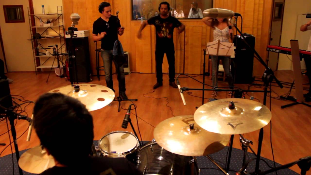 The Voice and  the Music - Tributo a Michael Jackson - Wanna Be Startin' Somethin'  (en Es