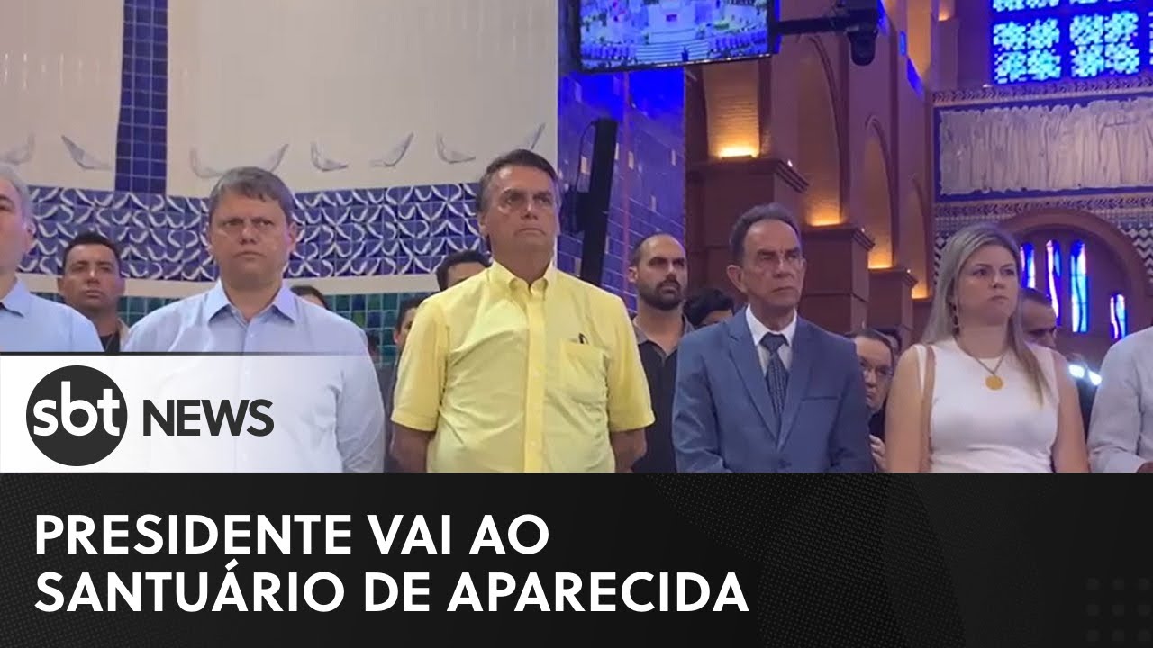 Bolsonaro acompanha missa no Santuário Nacional de Aparecida