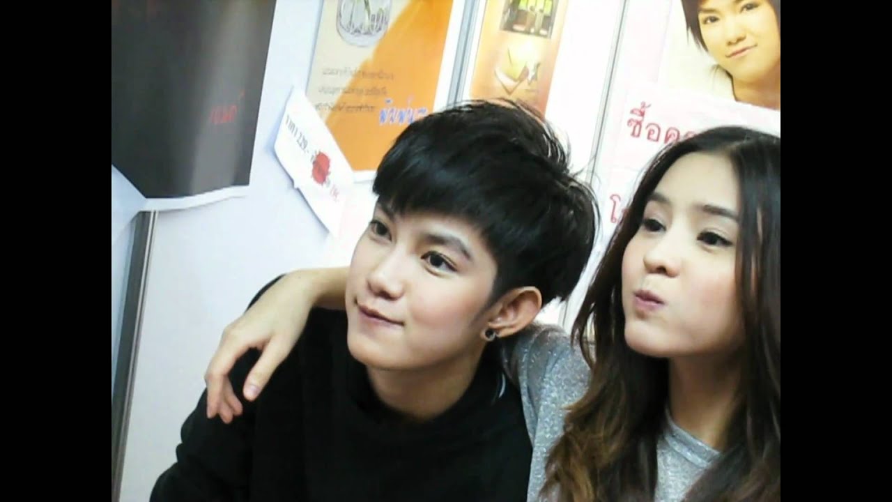 tina-aom mv @ book fair