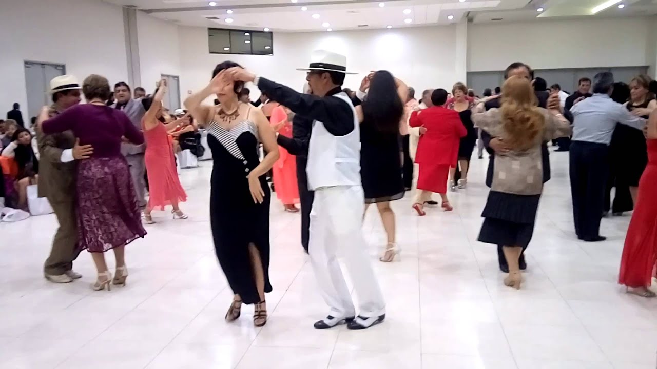 DANZON: Adoro   Con la Danzonera de Lujo de Felipe Urban