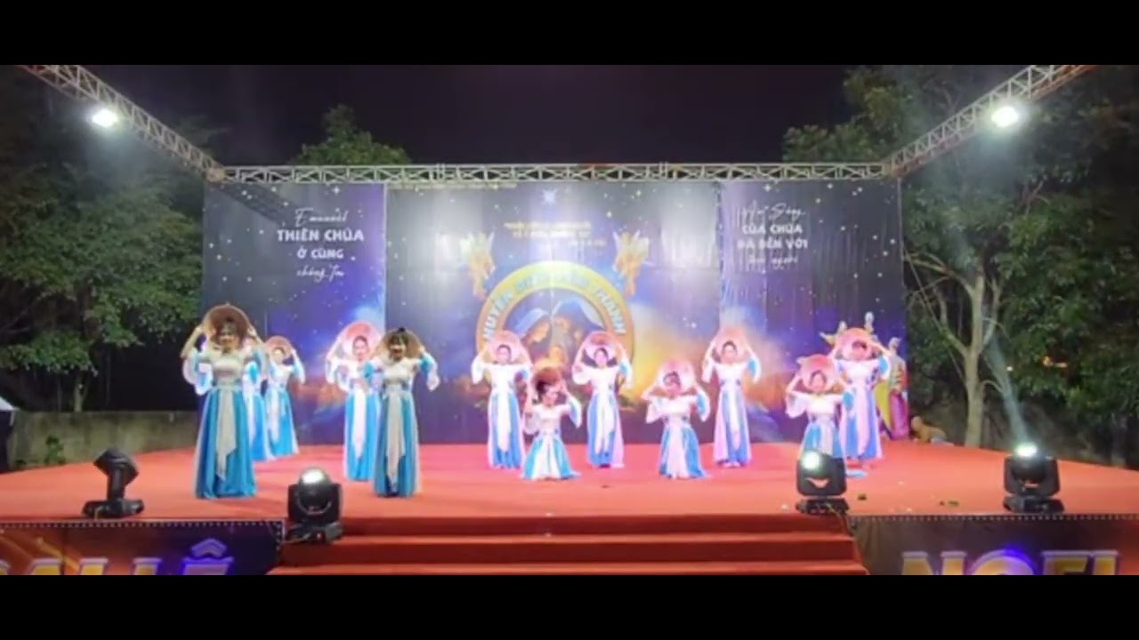 Mầu nhiệm Chúa giáng thế - múa noel