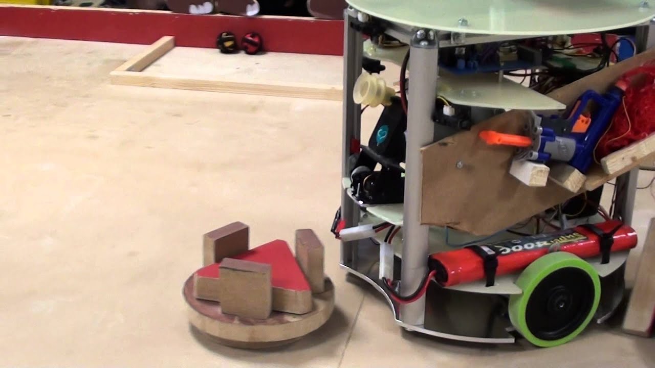 [EUROBOT] 2014 - Ready 4 Ferté ! 21 points !