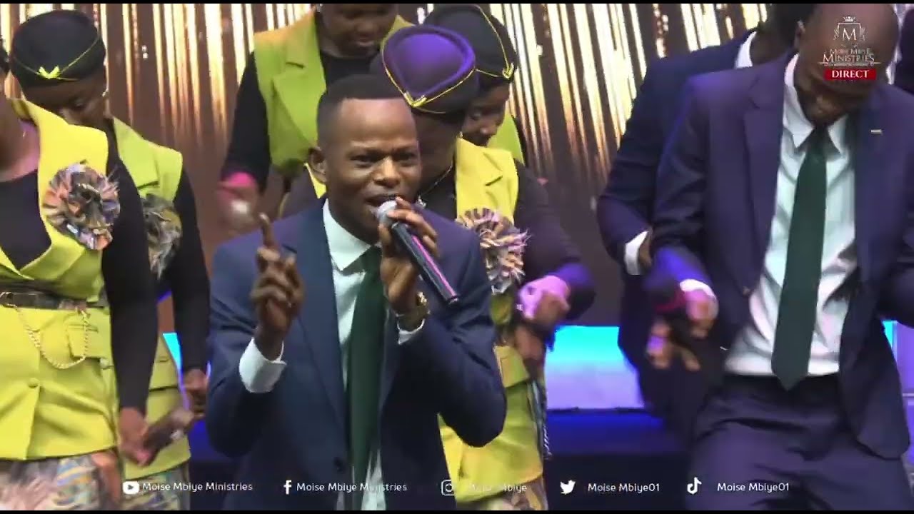 Louange avec le frère Justin Kalenga de l’église cité bethel ass. centrale 🙌🏾🎶 @MoiseMbiyeOfficiel 