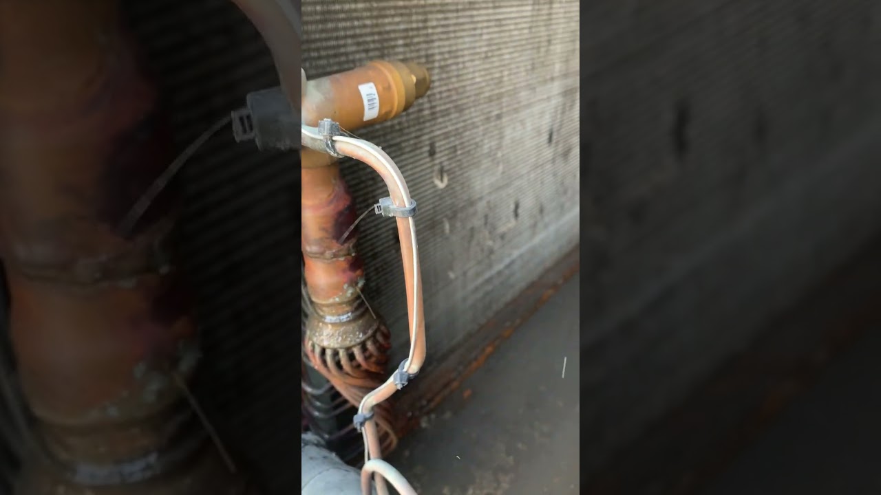 why hvac system come ice  