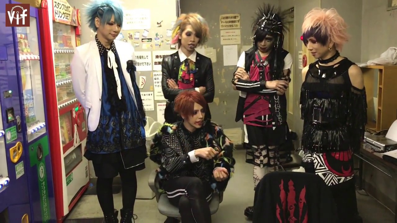 【Vif】ラッコ『虫入りチョコレート』『粘着型クレイジーソルト入りクッキー』comment