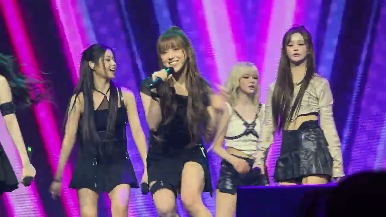 250831 NMIXX (엔믹스) - See That | K-Wave Super Concert in KL