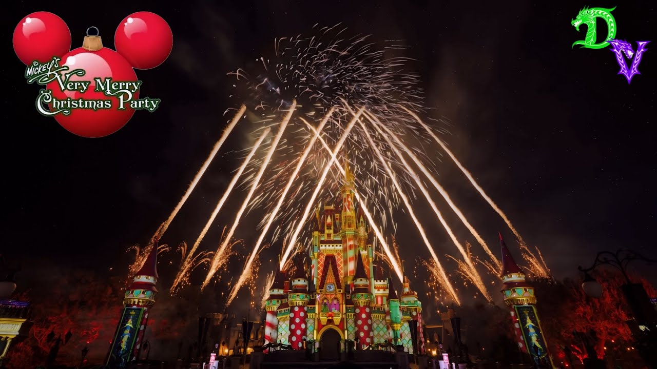 Minnie’s Wonderful Christmastime Fireworks at Mickey’s Very Merry Christmas Party 2025 Magic Kingdom