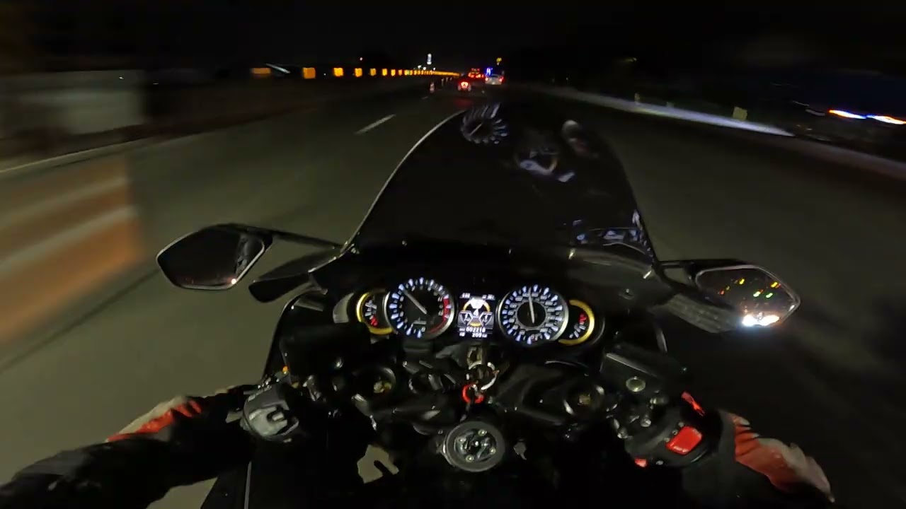 SUZUKI HAYABUSA 2025 - NIGHT RIDE 
