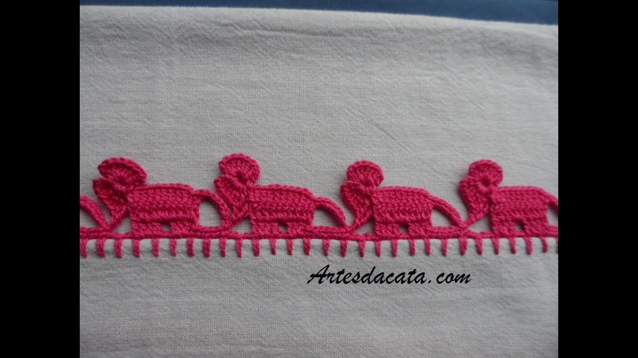 Bico em croche com elefantes - 75