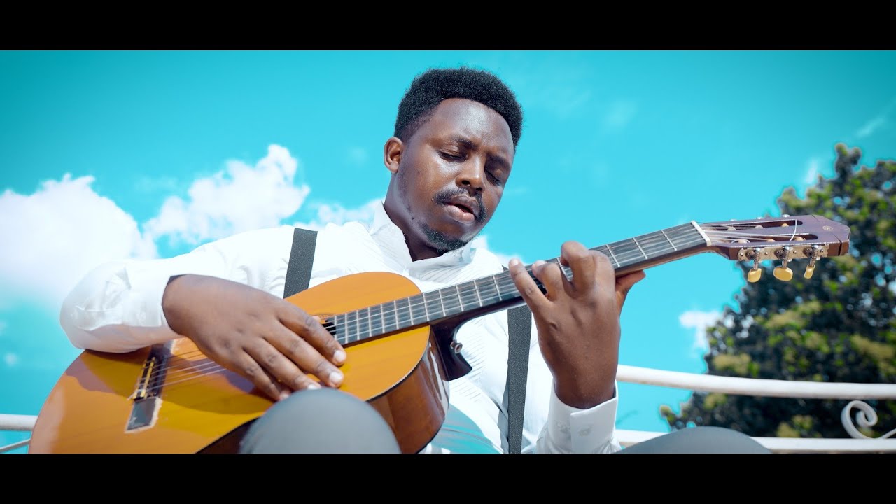 Denys - UWO MUNSI (Karahanyuze)