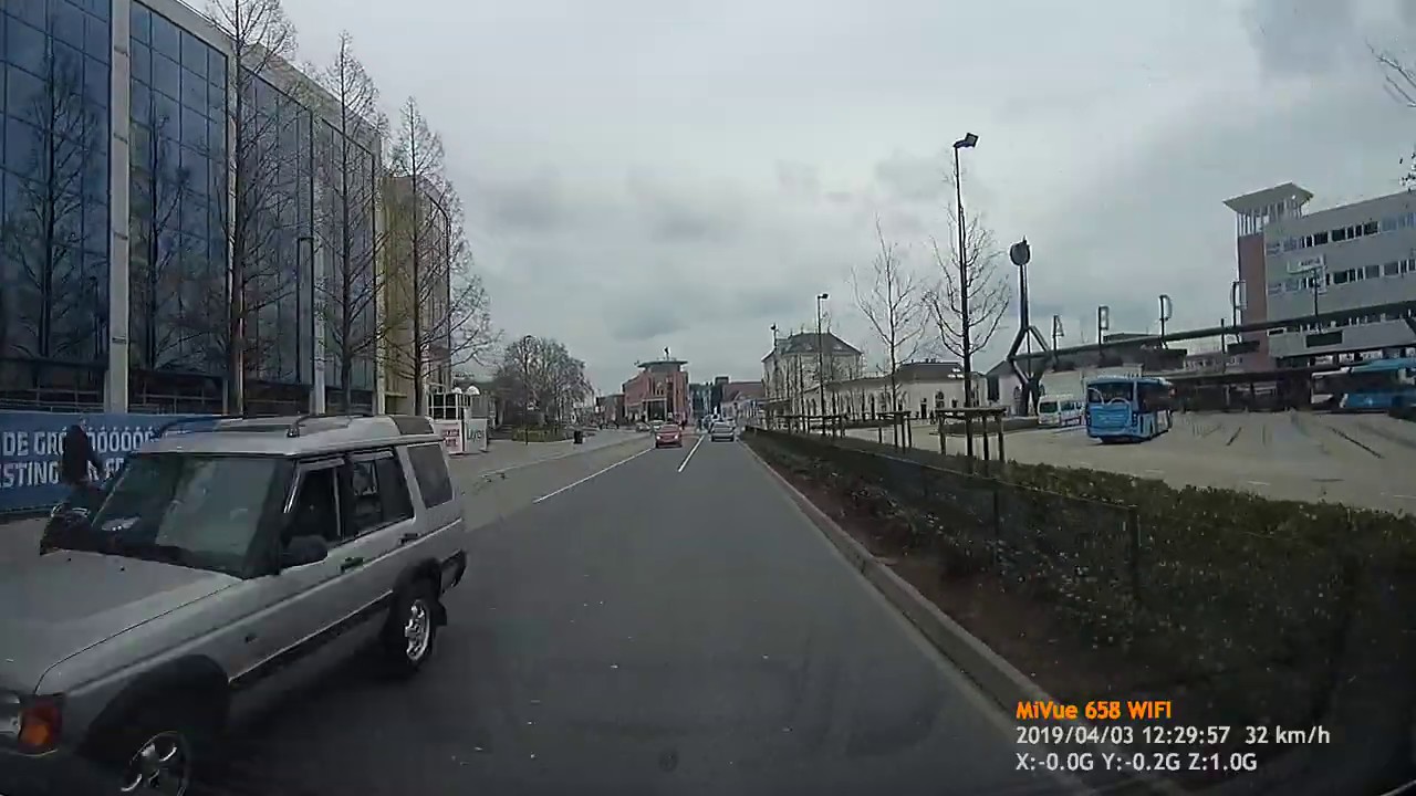 Dashcam Leeuwarden  Zuidersingel Stationsplein