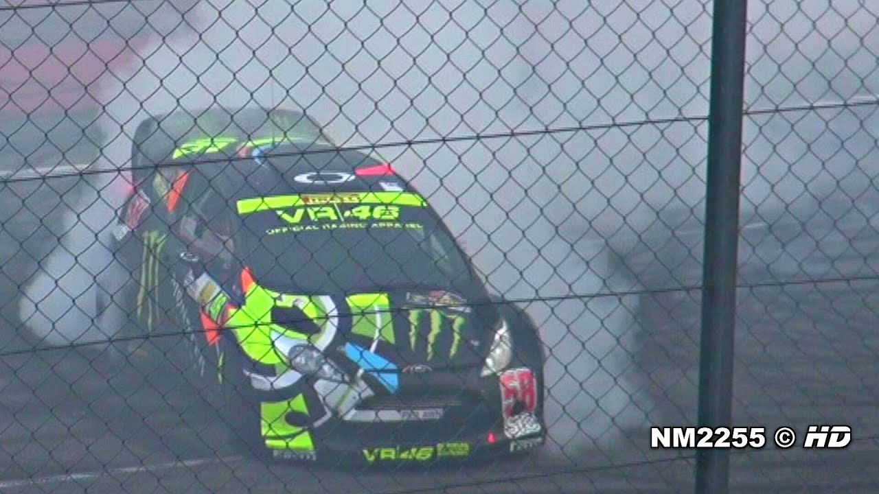 Valentino Rossi BURNOUT with his Ford Fiesta WRC - 2011 Monza Rally Show