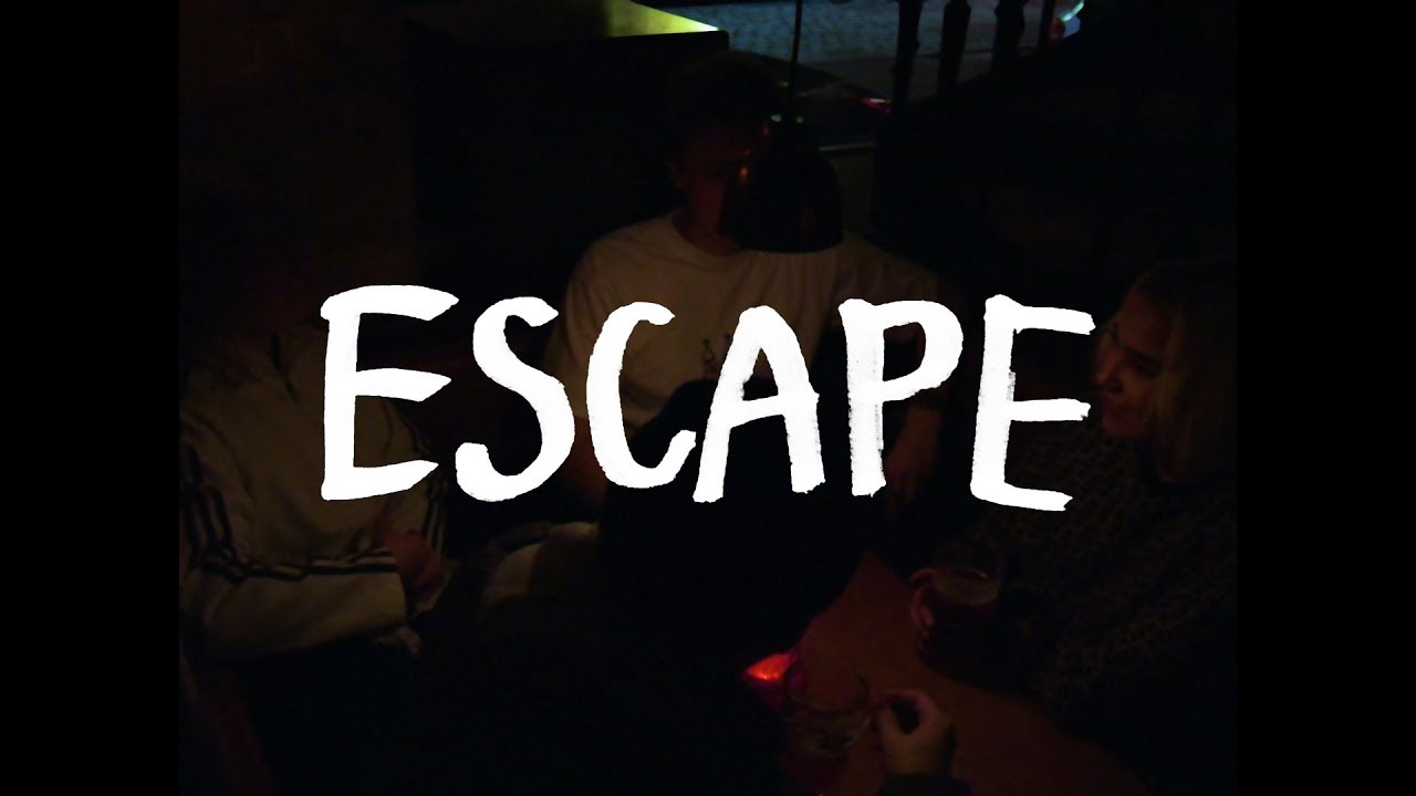 'ESCAPE' LOOKBOOK