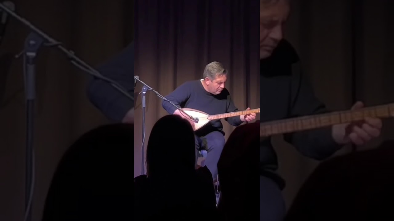 Tuncay Gören dört telli akustik bağlama 