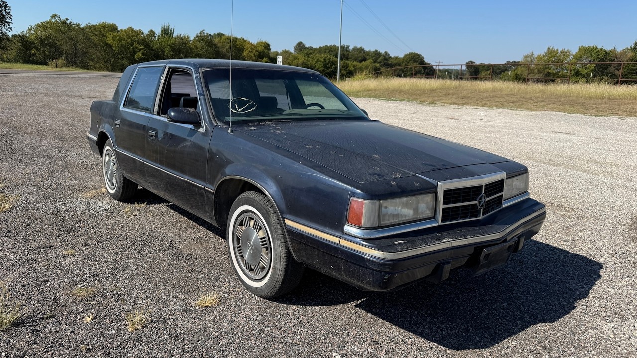 This $400 1992 Dodge Dynasty Cost me $2180 from Copart and Doesn't Run *Listed as Run and Drive*