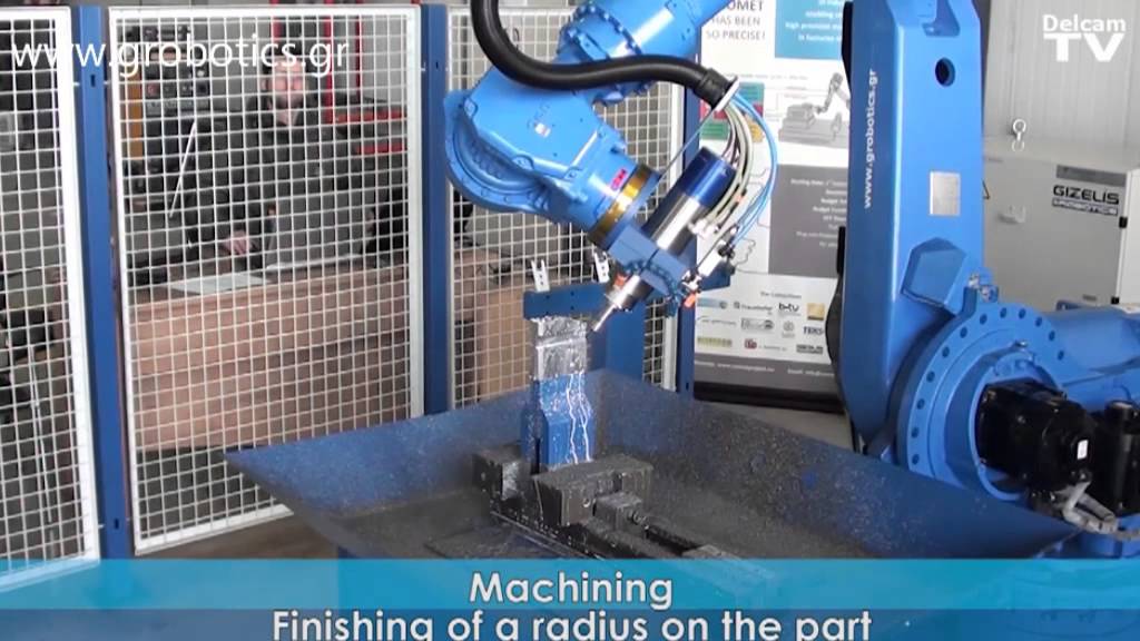Motoman robot in CNC machining application