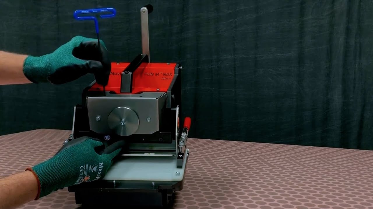 Novitool® Pun M™ NDX Blade Height Adjustment