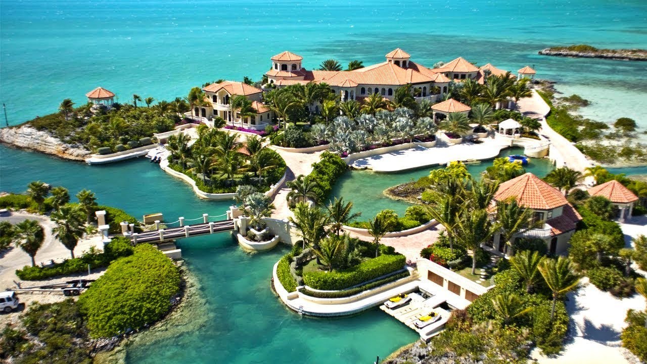 The Caribbean Most Beautiful Beach Mansions