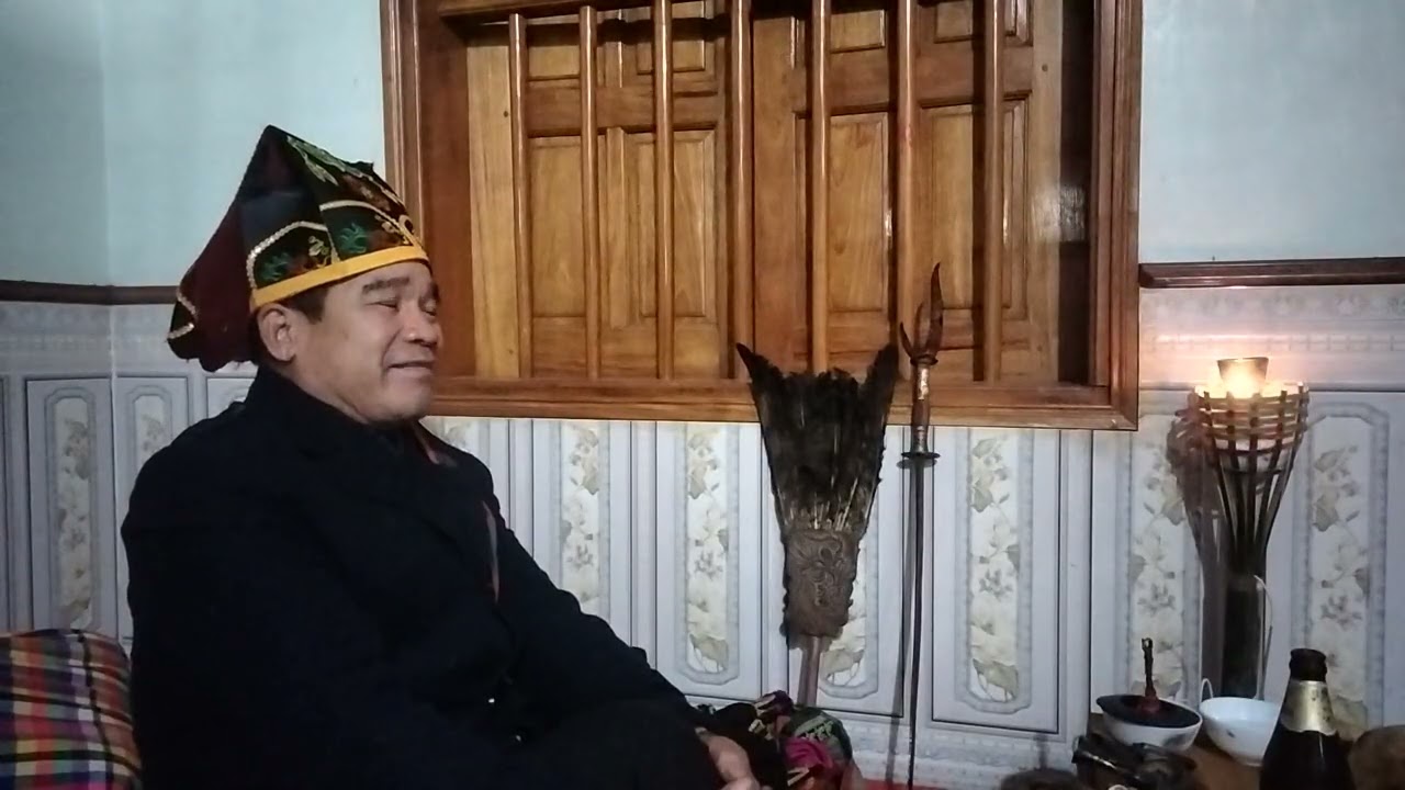 Từ đầu cầu Liêm la lên nhà bà hai cở 