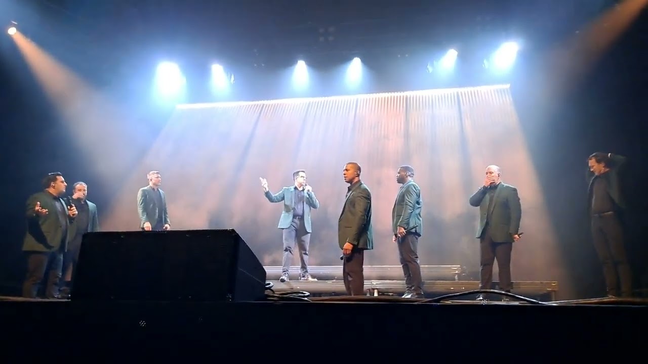 Straight No Chaser  - Taylor Swift Medley - Springfield 11.11.23