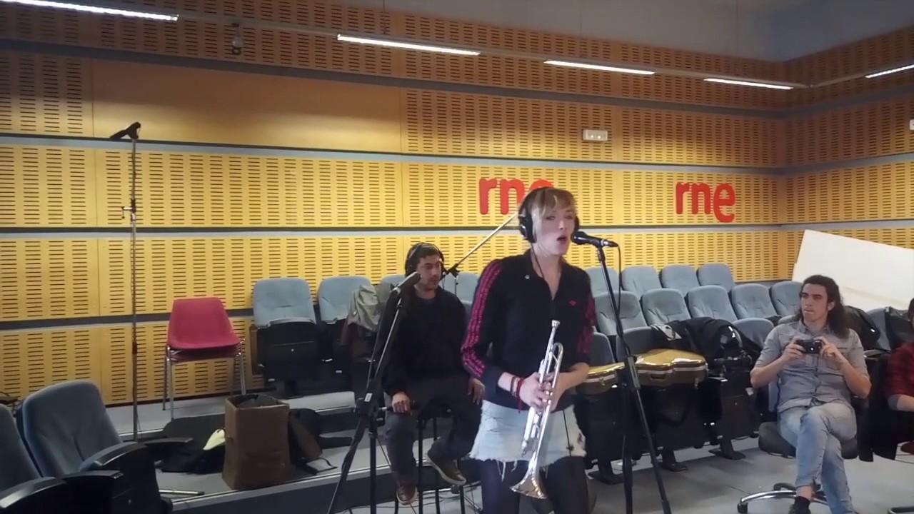 Jenny and the Mexicats en 'Abierto hasta las 2': 