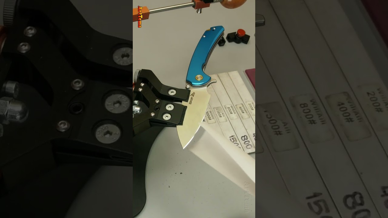 Professional Pocket Knife Sharpening at Home ▶︎ Razor Sharp Edge