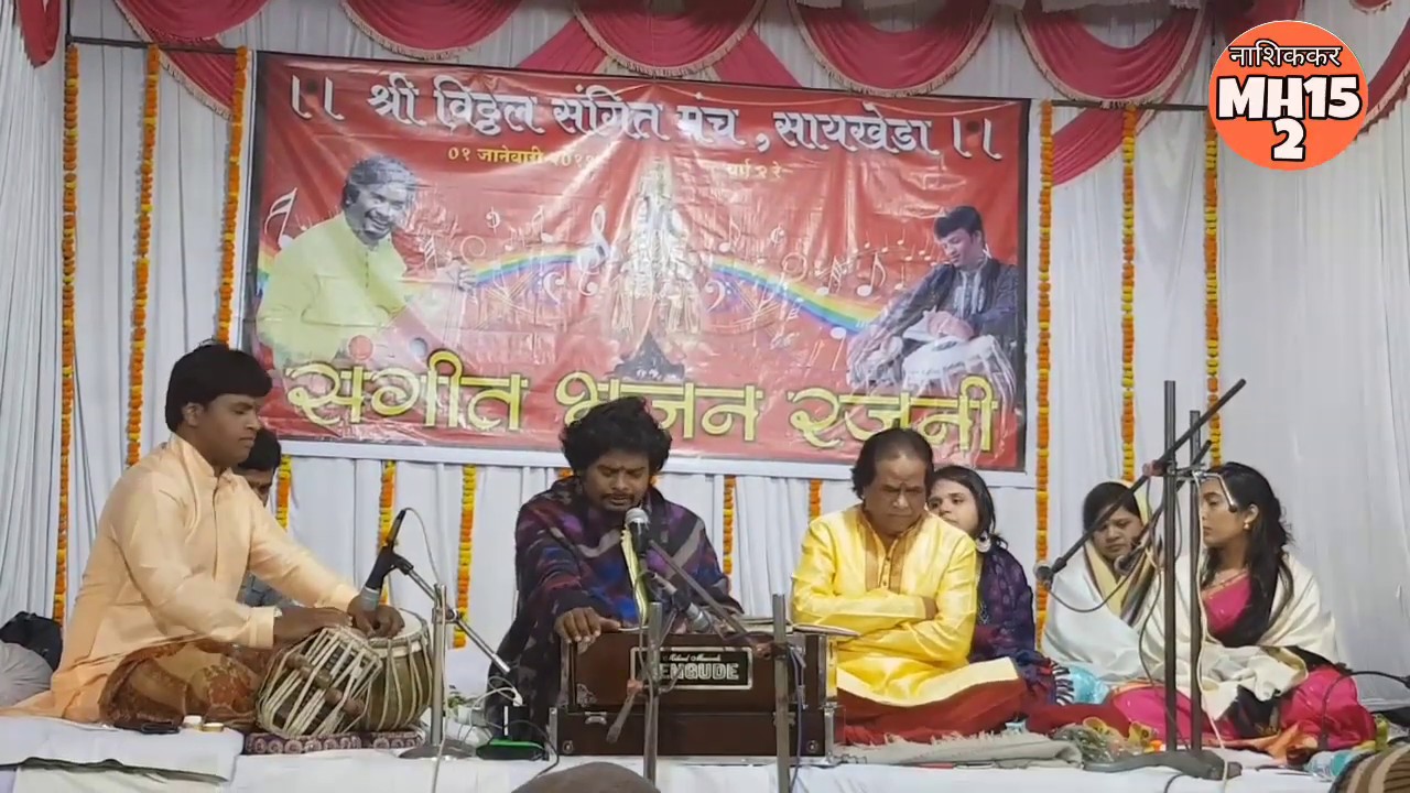 विसावा विठ्ठल सुखाची साउली
प्रेम पान्हा घाली भक्ता वरी |