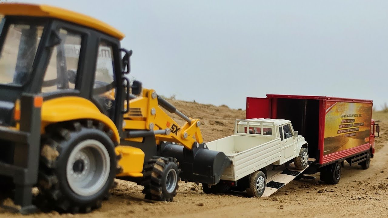 Diecast Mahindra Bolero Pickup Rescued by Diecast Mahindra Earth Master & Furio Truck | Auto Legends