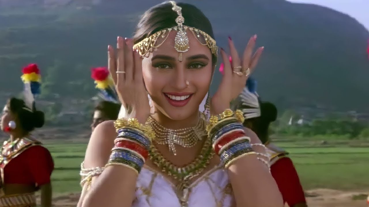 Palkhi Pe Hoke Sawar Chali Re | Khal Nayak Moive | Bollywood Hits Song | Madhuri Dixit, Sanjay Dutt