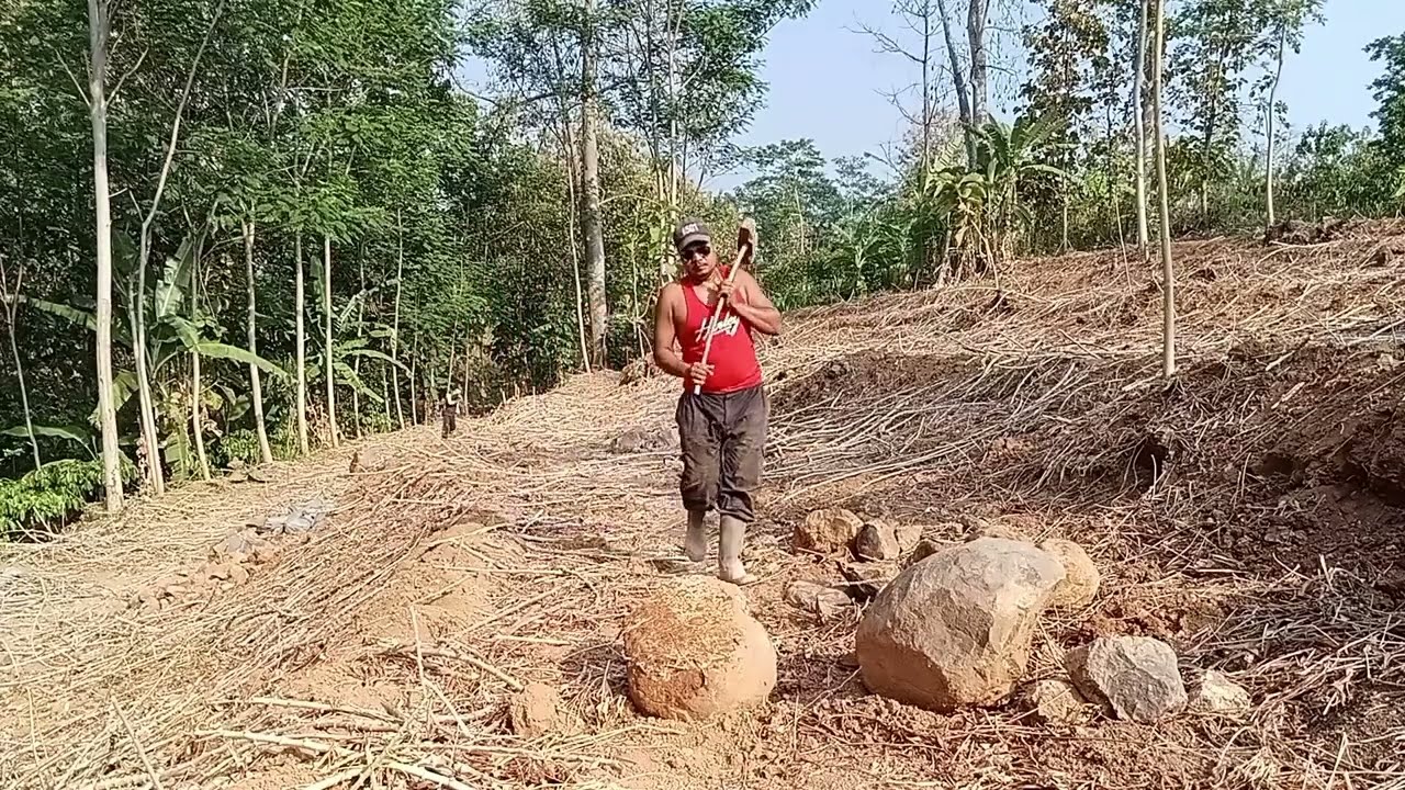 Dapat Kerja,, Belah Batu Ladang,, Batunya Super Renyah
