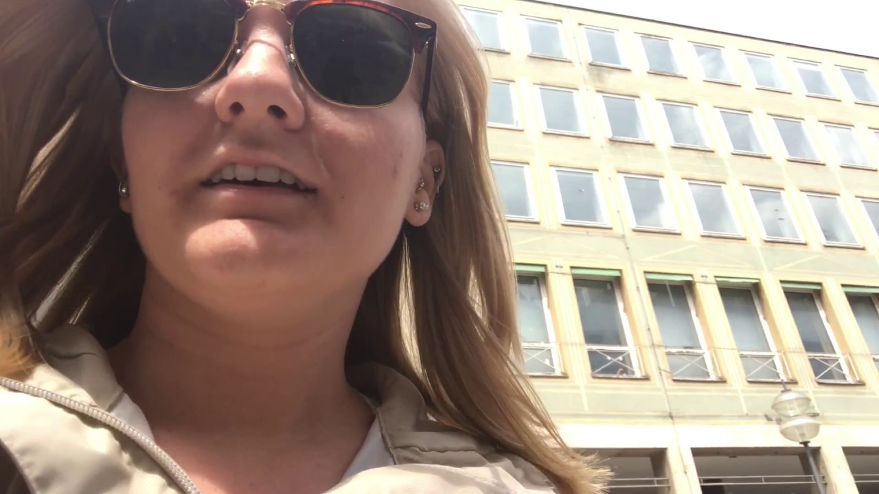 VLOG 3-Visiting a castle!