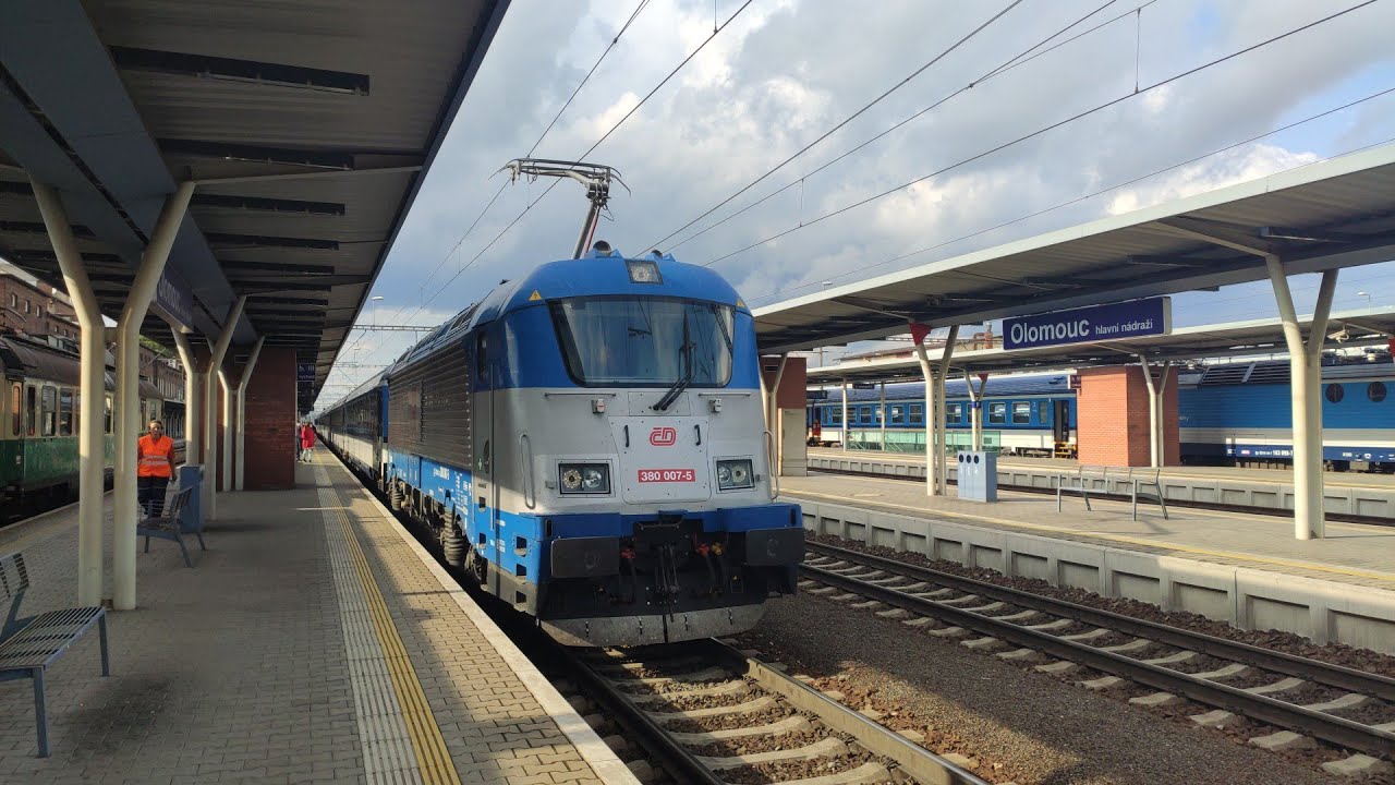 [Šotouš je u toho] 380.007-5 na EC 117 Silesia