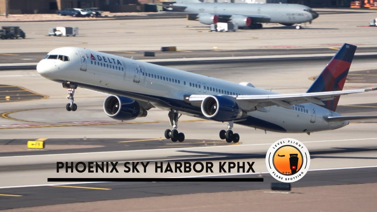 Close Up Takeoffs and Plane Spotting: Phoenix Sky Harbor Airport