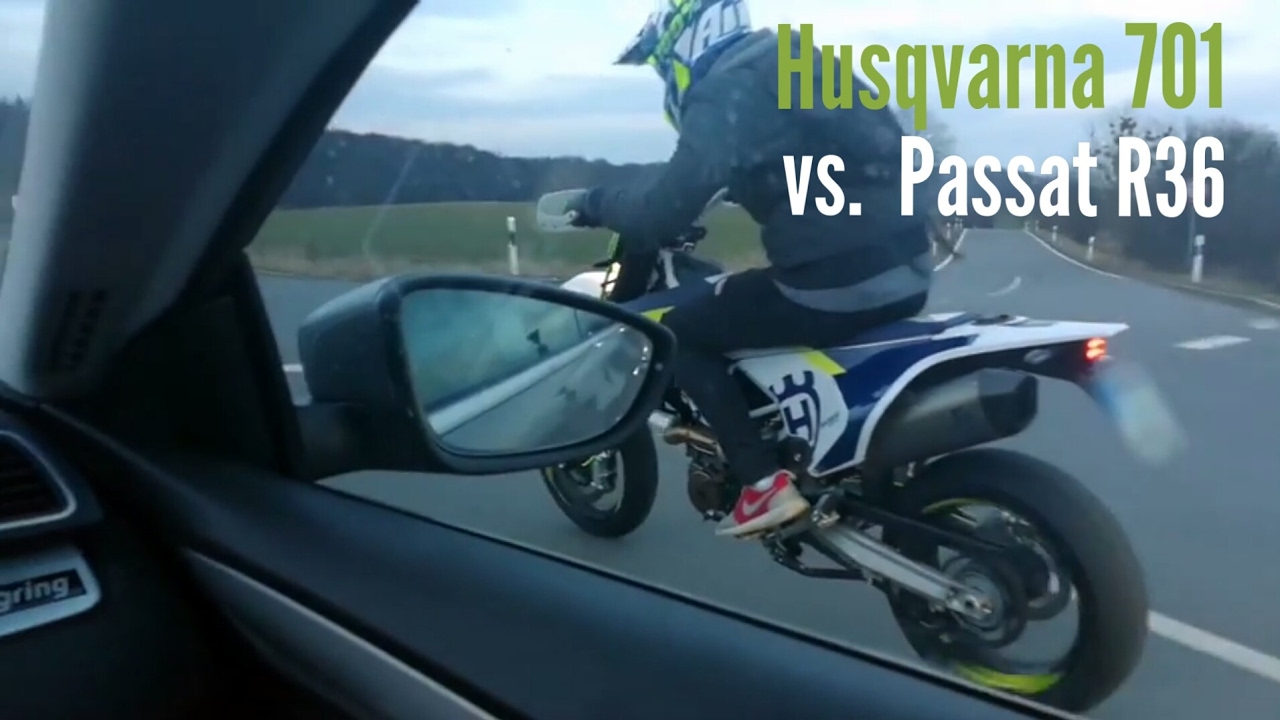HUSQVARNA 701 vs. VW Passat R36 299PS 0-150 Street Race