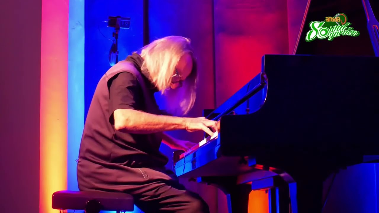 Mick Baumeister - The Pianist vol.01 - Antida Sound Garden
